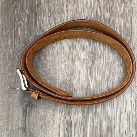 Duluth Trading Company “It gets better with age” Leather Belt size 50 - Picture 3 of 4
